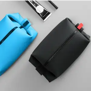 Chiterion Luxury Rubber PU PVC Makeup Lipstick Organizer Travel Toiletry Bag for Business Trip Men Male