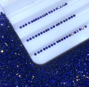 Fabricante de Zafiros Naturales con Corte Brillante de 0.8-1.5mm, Grado 2A, Azul Oscuro, Certificados por NGTC, <span class=keywords><strong>Piedras</strong></span> para Joyería con Cambio de Color - Product Image 2