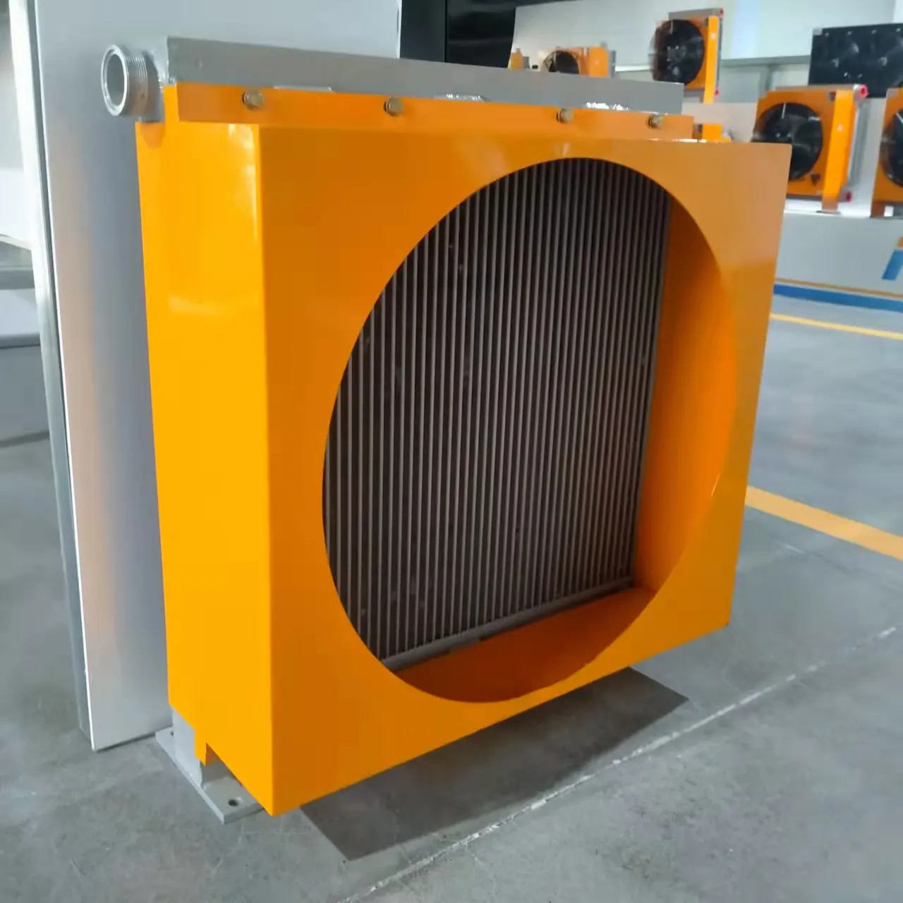 2023 नई शैली एल्यूमीनियम चैनल और प्लेट फिन हीट एक्सचेंजर हवा ठंडा पानी की टंकी radiators