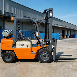 Fabricant chinois de chariots élévateurs au gaz propane liquéfié de 2 tonnes, 3 tonnes, 3,5 tonnes, équipés d'un moteur Nissan K21 K24 K25 - Product Image 6