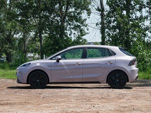 รถยนต์ไฟฟ้า SAIC MG4 รุ่นปี 2026 ระยะทางวิ่ง 530 กม. รุ่นกึ่งแข็ง |   5 ประตู 5 ที่นั่ง |   รถยนต์โดยสารพลังงานไฟฟ้าล้วน - Product Image 4