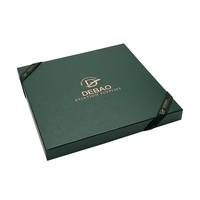Cadeau de luxe en gros vêtements T-shirt emballage vert mat stratification 2 pièces boîtes en papier avec couvercle avec ruban élastique pour couverture