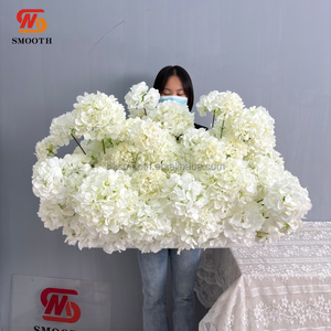 SMOOTH Wholesale Realistic Fresh Wedding Aisle Floral Decoration White <b>Artificial</b> White <b>Hydrangea</b> Flower Aisle Flowers Bouquet - Product Image 1