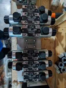 Válvula de Control Direccional <span class=keywords><strong>Argo</strong></span> Hytos 063Y11 063N11 02400E1/M 02400E1/M, 063Y11 063N11 02400E1/M, 02400E1-A/M, 062R11/02400E11/02400E11, 02400E11. 0R062R11E11. 024024A/A/M, 1/024 - Product Image 6