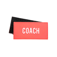 Patch en caoutchouc PVC 3D personnalisé, luminescent dans le noir, avec logo en relief, étiquette auto-agrippante pour vêtements et sacs