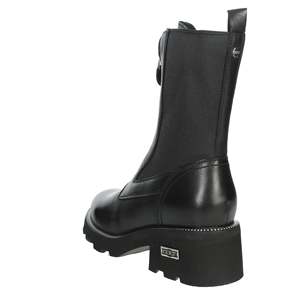 Botines de Mujer Cult Negros CLW392900 con Suela Gruesa y Diseño Moderno - Product Image 2