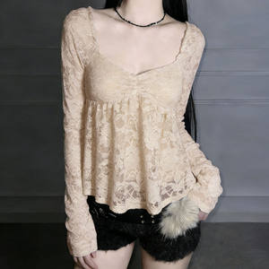 เสื้อยืดแขนยาวคอเหลี่ยมแต่งลูกไม้สำหรับผู้หญิง ผ้าไนลอนรักษ์โลก ทรงเข้ารูป พร้อมบราในตัว - Product Image 3