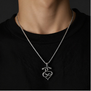 Yunnique-collar con colgante de acero inoxidable con forma de serpiente doble entrelazada para hombre, joyería con diseño geométrico, accesorio de moda - Product Image 4