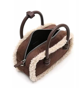 Customized logos for popular <b>wallets</b> and handbags, luxurious fur women's crossbody bags with bags - Product Image 6