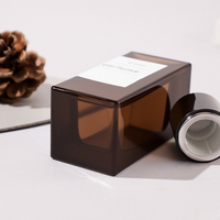 Bouteilles en verre de parfum pour hommes personnalisées 1oz 3.3oz Bouteilles en verre ambré vides carrées de 50ml en verre de vaporisateur d'atomiseur pressurisé