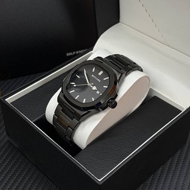 Luxury Watch for Men Fashion Watches Stainless Steel Waterproof Luminous Date Week Display Men's Quartz Watch