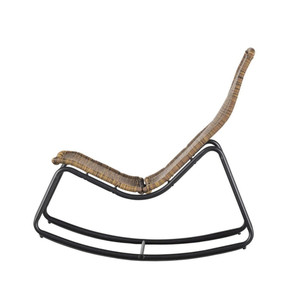 Chaise en osier pour balcon d'hôtel Mobilier d'extérieur imperméable Grande chaise de patio en rotin Chaise de jardin à bascule - Product Image 4