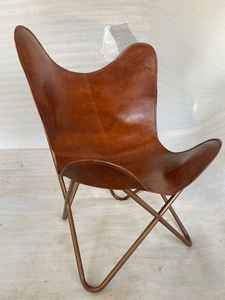 Fauteuil papillon en cuir véritable avec structure métallique robuste et design ergonomique confortable pour salon et espace détente moderne - Product Image 4