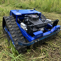 Tondeuse robot industrielle avec coupe de 550 mm, moteur à essence de 224 cm³ et réglage de hauteur à distance pour herbe haute et sèche