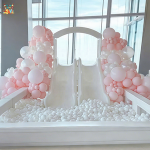 Noleggio di feste commerciali in plastica bianca per bambini Slide gioco pastello bianco morbido <span class=keywords><strong>parco</strong></span> <span class=keywords><strong>giochi</strong></span> Soft Pit Ball <span class=keywords><strong>con</strong></span> doppio scivolo - Product Image 1
