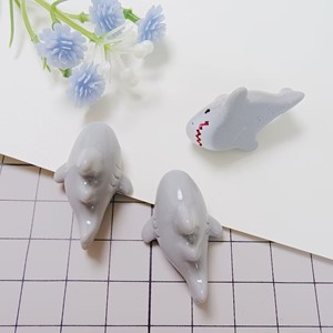 100 Piezas de Lindas Figuras de Tiburón Gris en 3D, Animales Marinos de Resina, Pequeñas Figuras de Peces para Manualidades, Decoración del Hogar, Miniaturas, Estatuas de Animales - Product Image 2
