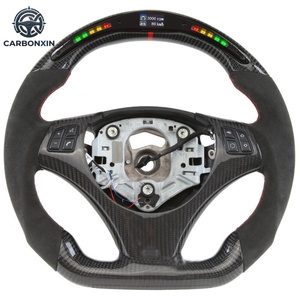 Volants en fibre de carbone avec voyant LED de changement de vitesse en stock, compatibles avec BMW E90 E92 M3 E82 E90 E87 M3 M2, volants personnalisés - Product Image 1