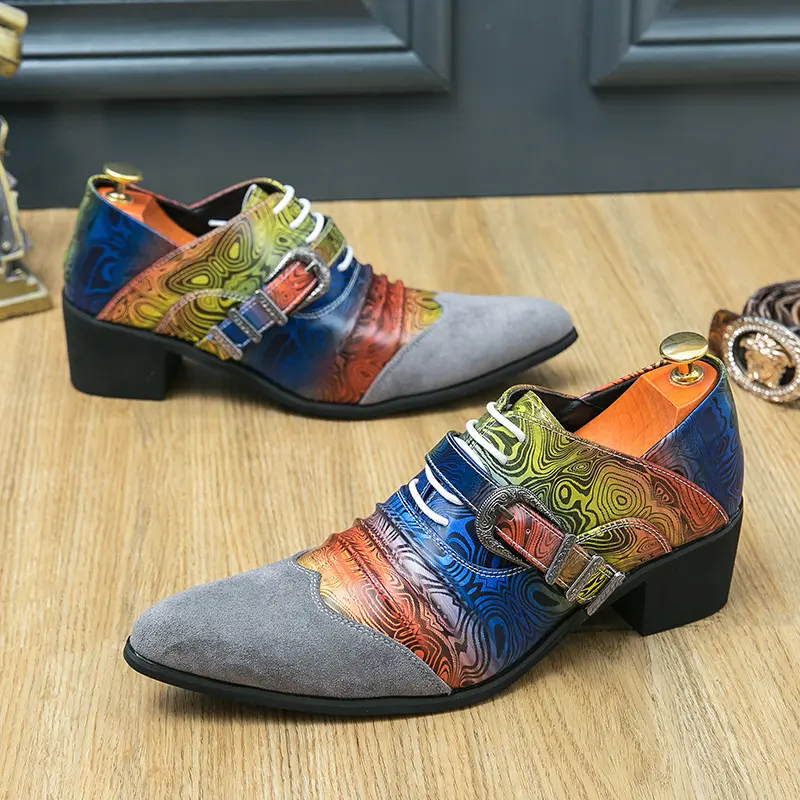 Nouvelle mode peinture à la main chaussures décontractées pour hommes grande taille sans lacet mocassins en cuir décontractés pour hommes chaussures de mariage de luxe