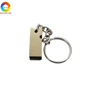 맞춤형 로고 금속 디자인 독점 기념품 편지 모델 서스펜션 승화 펜던트 열쇠 고리