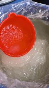 สารทำความสะอาดที่ใช้ในผลิตภัณฑ์ CAS 68585-34-2 โซเดียม ลอริล อีเธอร์ ซัลเฟต SLES 70% ชนิดน้ำ สำหรับล้างจาน/สบู่/แชมพู - Product Image 2