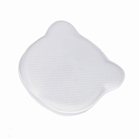 Oreiller de lit pour bébé nouveau-né en mousse à mémoire de forme super douce fait à la main en gros, forme d'ours, appui-tête solide, amovible, lavable, tricoté