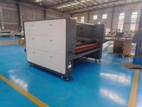 Machine de découpe laser CO2 CNC TOP 1814 avec vision CCD pour tissus teints, textiles imprimés, vêtements, vêtements de sport, peluches
