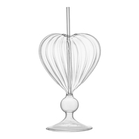 Tasse de paille en forme de coeur faite à la main tasse en verre à haute teneur en borosilicate articles de bar avec pailles en verre tige tasse en verre verrerie accessoires de bar