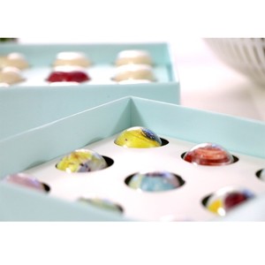 Sang trọng hình trái tim Kẹo thanh sô cô la hộp tráng giấy Glossy/Matt Cán dập nổi Nấm cục kẹo bonbons có thể tái chế - Product Image 3