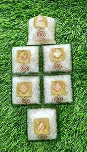 พีระมิดออร์โกนอิทโอปอลไลท์แท้ขายดีที่สุด คริสตัลขัดเงาสำหรับตกแต่งบ้านตามหลักวัสดุศาสตร์ วัสดุศาสตร์แห่งพลังงาน ช่วยทำความสะอาดพลังงานรอบตัว ราคาดีที่สุด - Product Image 2