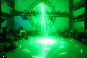 El proyector de haz de cubo láser de discoteca a todo color RGB para iluminación de escenario de DJ y KTV Agrega efectos divertidos a fiestas y escenarios de bares nocturnos - Product Image 6