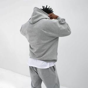 Conjunto de Sudadera con Capucha y Pantalones Deportivos Bordados Personalizados OEM, Conjunto de Sudadera con Capucha y Pantalones Deportivos para Hombre con Impresión OEM - Product Image 4