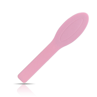 Râpe à pieds professionnelle portable en acier inoxydable colorée et tendance avec manche en plastique pour pédicure et exfoliation