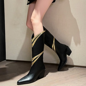 Botas de tacón de cuña grueso de nubuck para mujer, talla grande 46, estilo vaquero, con parte superior en V hasta la rodilla, punta puntiaguda, zapatos de invierno occidentales. - Product Image 3