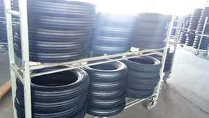 <span class=keywords><strong>Pneu</strong></span> de <span class=keywords><strong>moto</strong></span> <span class=keywords><strong>vintage</strong></span> sans chambre à air à denture de scie -18 -19 <span class=keywords><strong>pouces</strong></span>, état neuf, à vendre - Product Image 5