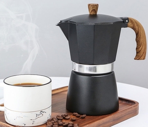 Cafetière Moka en aluminium à <span class=keywords><strong>induction</strong></span> 6 tasses pour cuisinière à expresso Cafetière classique <span class=keywords><strong>italienne</strong></span> en aluminium Moka avec poignée - Product Image 5