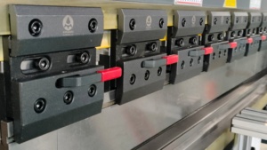 WC67Y 40T1600mm Hydraulic Press Metal Plate <b>Bending</b> <b>Machine</b> Sheet Folding <b>Machine</b> E21 Controller 40 Ton Capacity for Heavy - Product Image 6