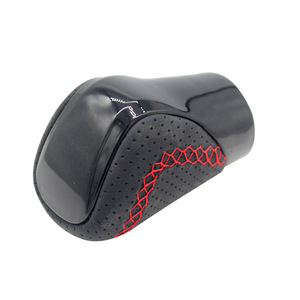 Poignée de levier de vitesse Lexus ESGS Piano Black, transmission automatique, cuir, surpiqûres rouges, design ergonomique - Product Image 1