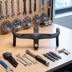 <span class=keywords><strong>Guidon</strong></span> de vélo de route en fibre de carbone aérodynamique léger intégré avec <span class=keywords><strong>support</strong></span> d'ordinateur intégré et potence de 28,6 mm de diamètre - Product Image 1