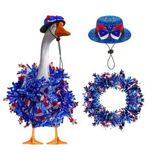 Nuevo Conjunto de Decoración Navideña de Dos Piezas para Porche del Día de la Independencia - Set de Decoración Festiva con Ganso Blanco de 23 Pulgadas - Product Image 1