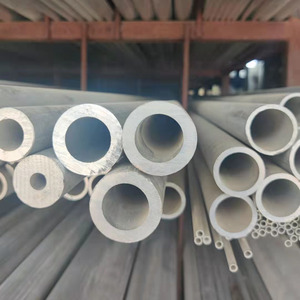 Tubería de Aluminio Extruido sin Costura 2024 5052 6061 6063 7075, Tubo Redondo de Aluminio sin Costura - Product Image 1
