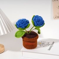 Tissé à la main Mini Crochet Rose Énergie Positive Fleur Préservée Maison Décoratif Tricoté Bouquet De Fleurs Cadeaux D'anniversaire Artificiel