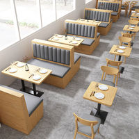 Ensemble de salle à manger rembourré en cuir-Table solide et chaises à dossier rembourrées sur mesure pour banquet d'hôtel et de restaurant de luxe