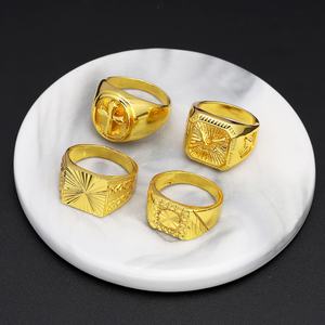 Bague maçonnique Jxx pour homme en laiton plaqué or, design tendance punk avec pierre en diamant, bijoux de mariage, de fiançailles ou de fête, idée cadeau parfaite - Product Image 1