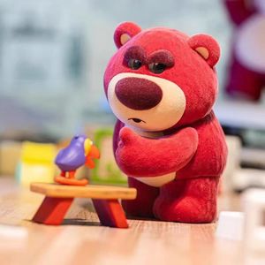 ของแท้ 100% ทอย สตอรี่ ชุด 8 ชิ้น/เซ็ต การ์ตูนสุดน่ารัก บิ๊กบอส ซีรีส์ บลายด์บ็อกซ์ สตรอเบอร์รี่แบร์ ฟิกเกอร์พีวีซี ของขวัญคริสต์มาส - Product Image 3