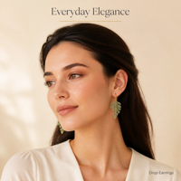 Boucles d'oreilles en zircon avec feuilles dorées pour le quotidien, les rendez-vous, les banquets et les vacances