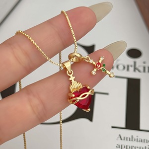 Collar SongYi con Colgante de Cruz de Oro 18K con Gotas de Aceite de Colores y Cadena Bañada en Cobre, Combinación Popular Budista del Sagrado Corazón para Comercio Transfronterizo - Product Image 3