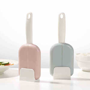 Cuillère à riz créative avec couvercle automatique, grande taille, pour la cuisine et la maison, en plastique rose, bleu, gris - Product Image 2