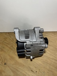 Alternateur remis à neuf pour BMW E70 X5 3.5d xDrive35d Diesel M57, années 2009-2013 - Product Image 4