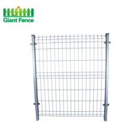 Panel de Malla de Alambre Curvada Triangular 3D, Bajo Mantenimiento, 50mm de Altura, 60mm de Tamaño de Poste, Valla de Seguridad para Entrada de Vehículos, Patio, Rancho