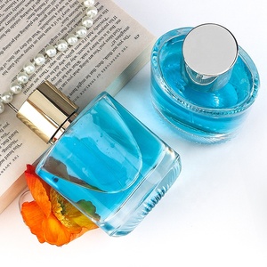 Bán Buôn <span class=keywords><strong>105Ml</strong></span> Phẳng Vòng Rõ Ràng Rỗng Sang Trọng 15Mm Uốn Phun Nước Hoa Thủy Tinh Chai Với Nắp Từ - Product Image 6